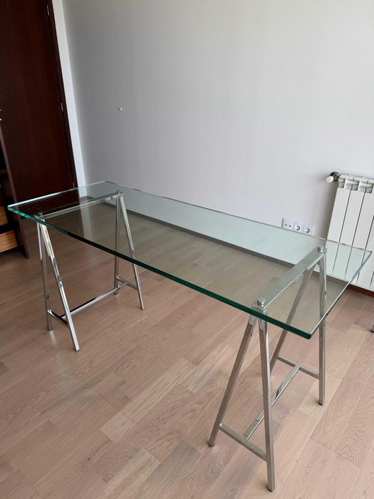 Secretaria Vidro 150cm com (ou sem) módulo de apoio e pernas em inox
