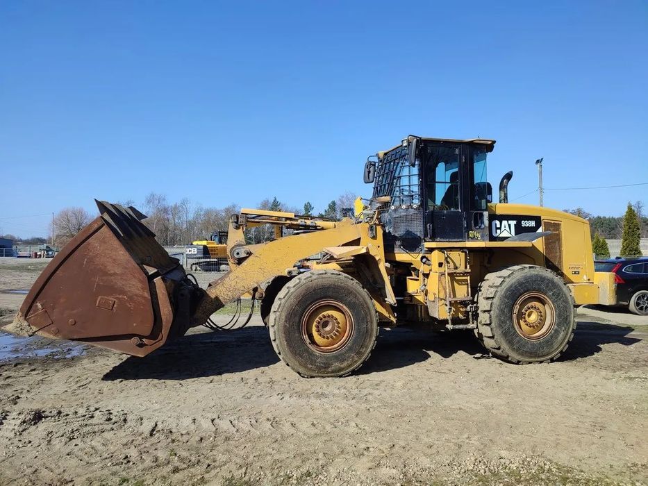 Caterpillar 938 H  Caterpillar 938 H. Cena netto: 159 500 pln