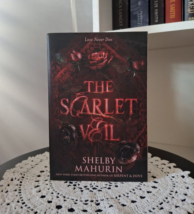 The Scarlet Veil - Shelby Mahurin