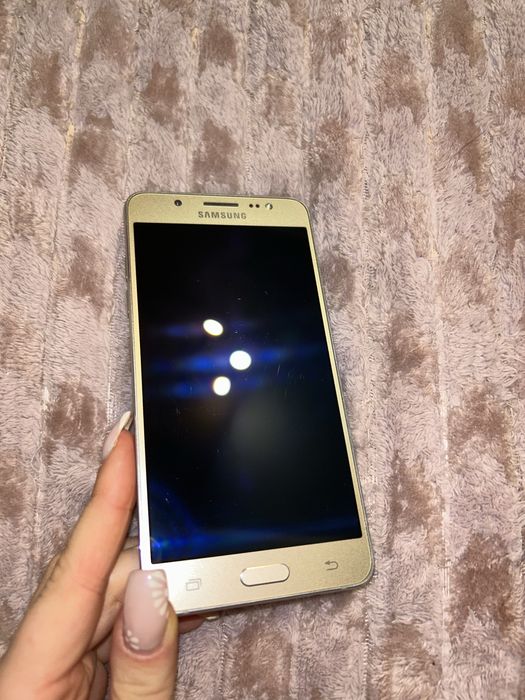 Samsung galaxy j5 2016