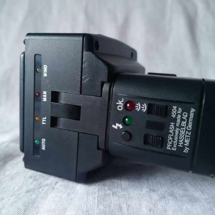 Hasselblad Proflash 4504 (by Metz, Germany)