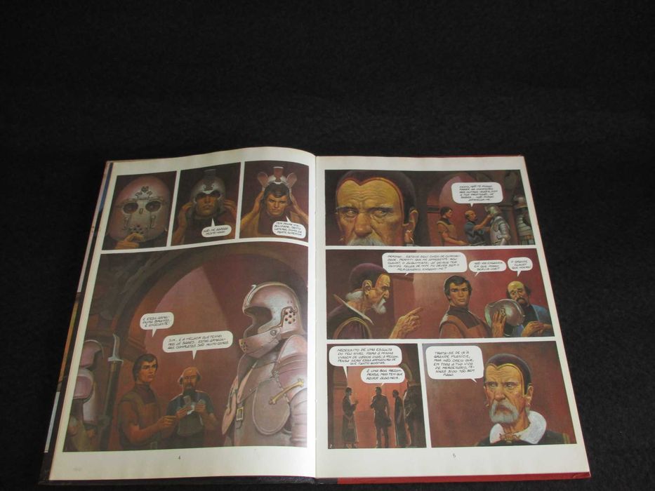 Livros BD O Mercenário 1 e 2 Segrelles Meribérica