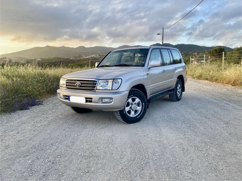 Toyota Land Cruiser HDJ100L