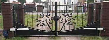 Brama dwuskrzydłowa ze wzoru 24 motyw liści dębu