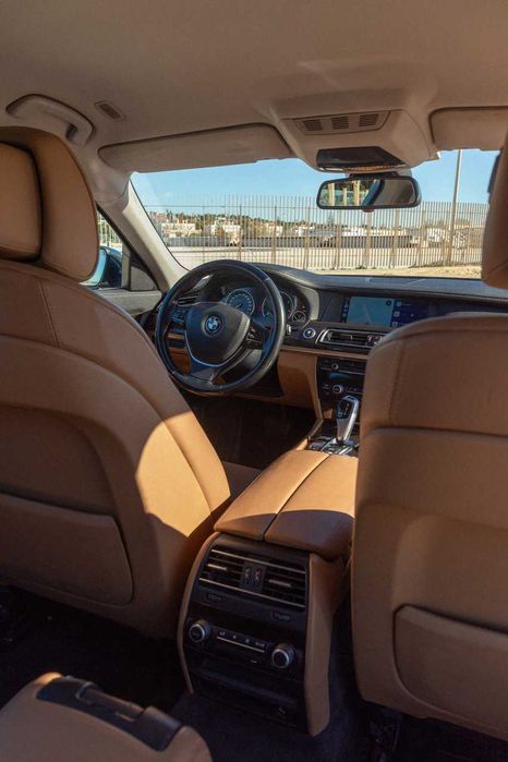 BMW 7.30 em ótimo estado
