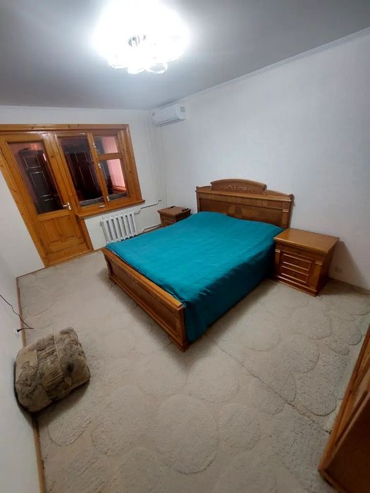 продаю 3 кімнатну квартиру  Центральний район сертифікат