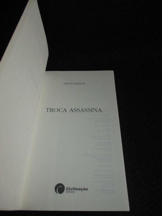 Livros de Simon Kernick 1ª edição Série Dennis Milne