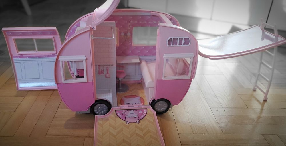 Ігровий набір Na! Na! Na! Surprise Kitty-Cat Camper Playset Кемпер