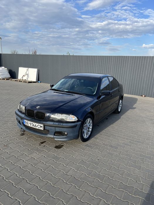 Продам БМВ Е46.