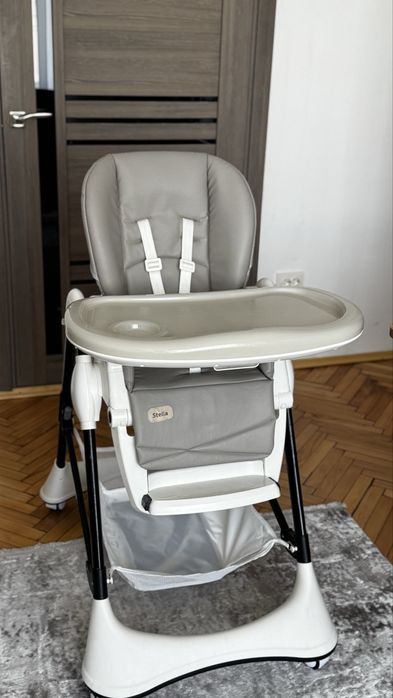 Стільчик для годування Carrello Stella
