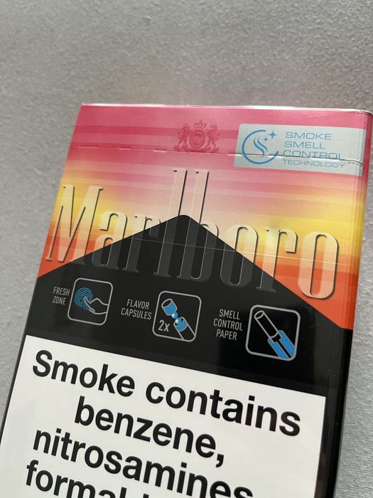 Opakowania kolekcjonerskie Marlboro Shuffle Davidoff