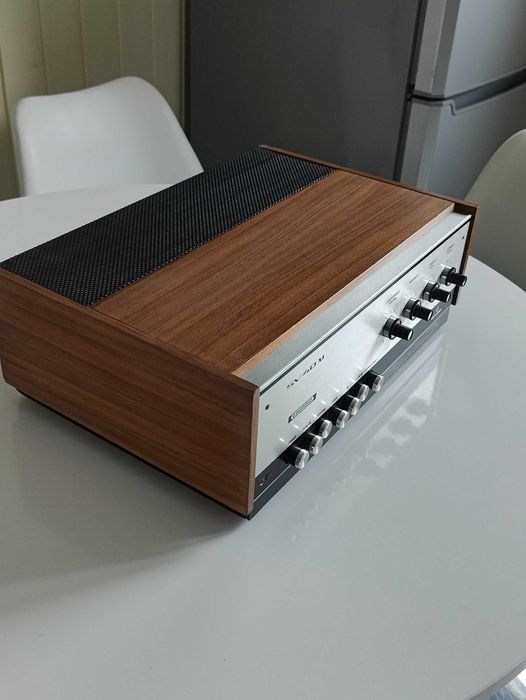 Wzmacniacz Grundig SV40