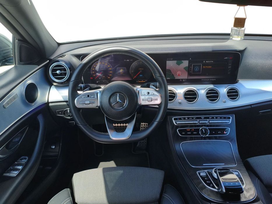 Mercedes-Benz E 300 de AMG Line