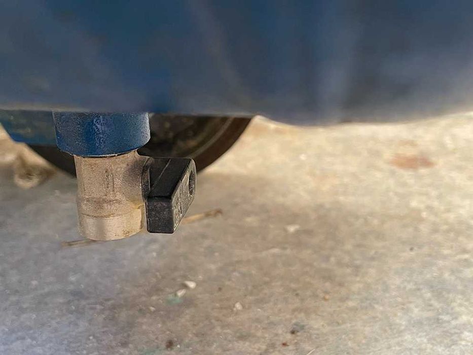 Compressor de ar FIMA com correia 50lts 3HP com mangueira 15 metros