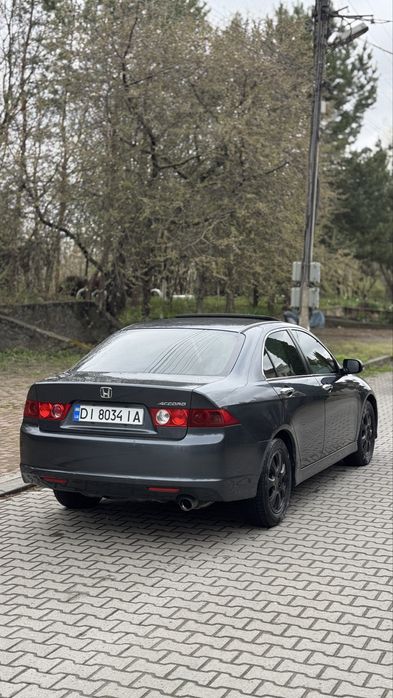Honda Accord 7 автомат газ/бензин