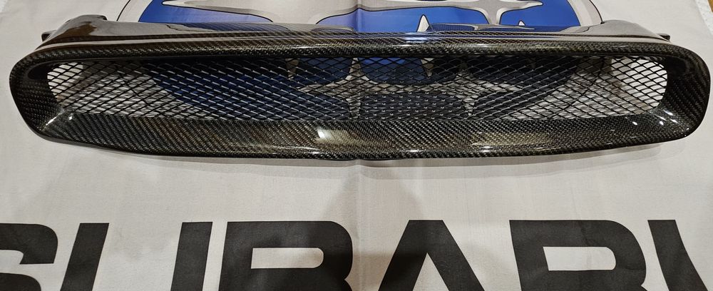 Карбонова решітка радіатора SUBARU impreza WRX/STI (2003р.-2005р.)