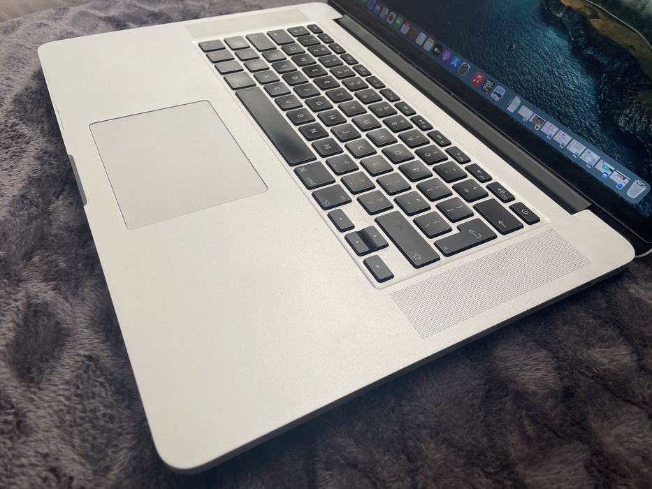 MacBook Pro Retina 15' i7 8GB Intel Iris Pro 2013
