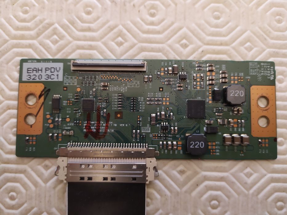 Diversas peças de televisão kunft 32"