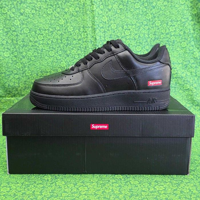 Nike Air Force 1 Supreme/Czarny R. 45
