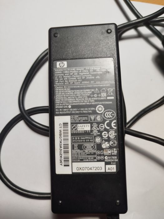 Зарядка для ноутбука hp,lenovo.