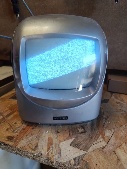 Televisão com radio64738349019394121