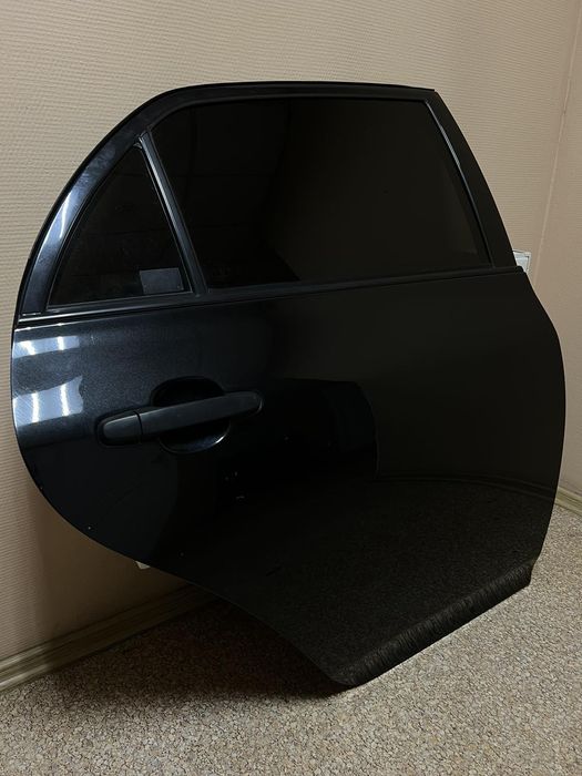 Двері праві задні Тоета Королла є 150, 2007-2013