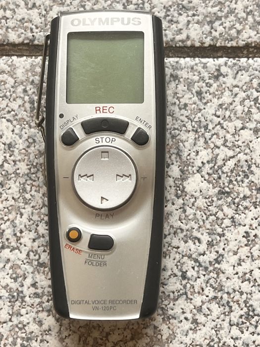 цифровой диктофон Olympus VN-120PC.
