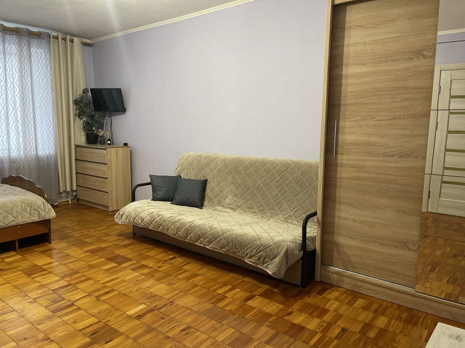 Квартира подобово, потижнево Богунія (р-н військового інституту)