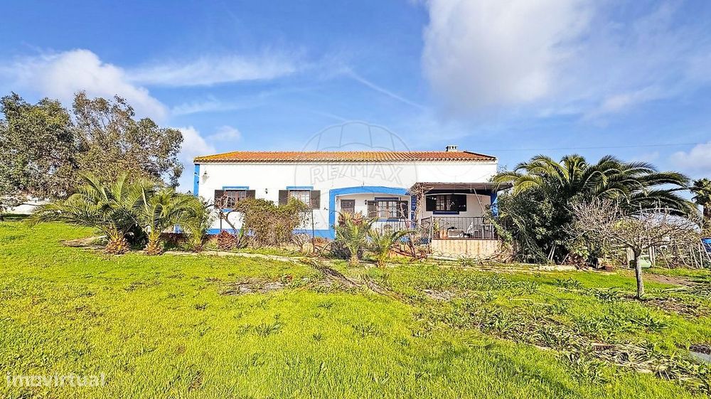 Moradia T4 para venda