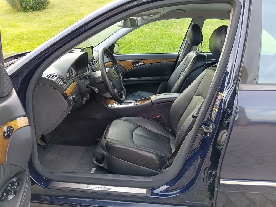 Mercedes E220CDI Avangarde de 2006 em estado novo