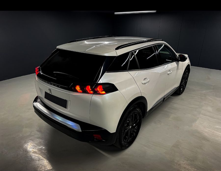 Peugeot E-2008 Allure 2022