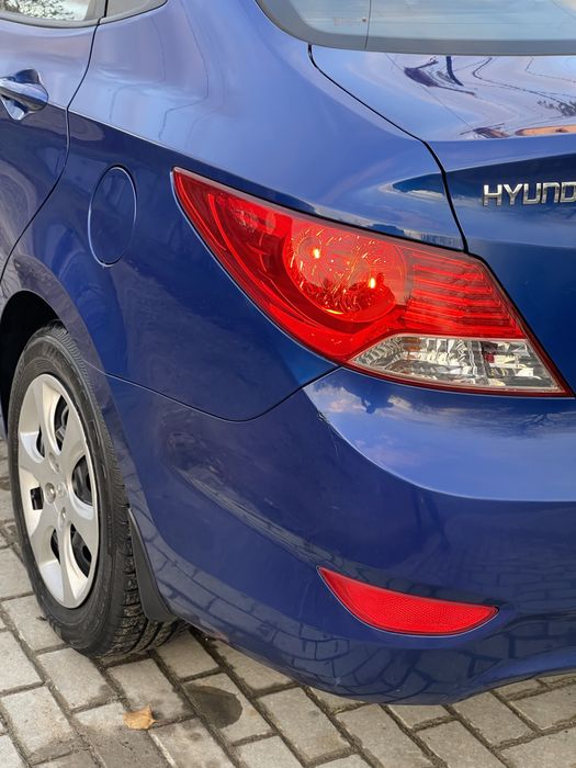 Hyundai accent 2013 год 1.4 бензин автомат