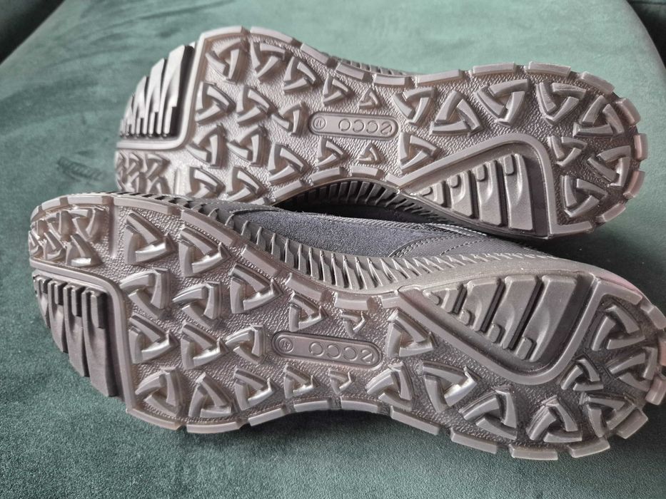 Męskie tekstylne buty Gore-Tex rozmiar 47 kolor

ECCO terracruise ii