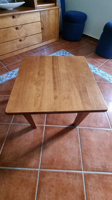 Mesa de centro madeira maciça