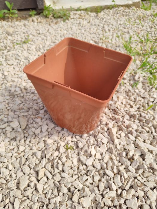 Vasos castanhos 2,5 litros