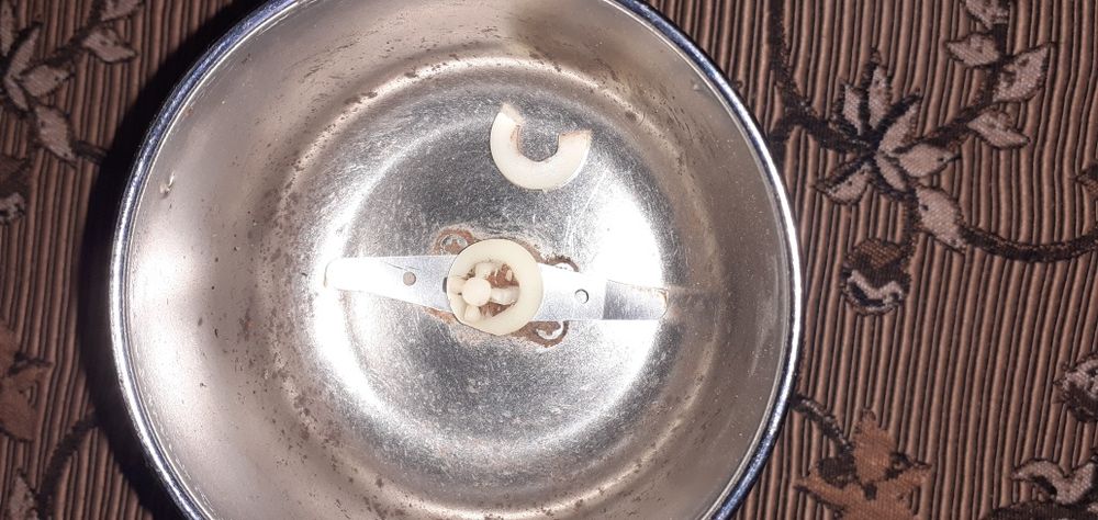 Продам кавомолку на запчастини