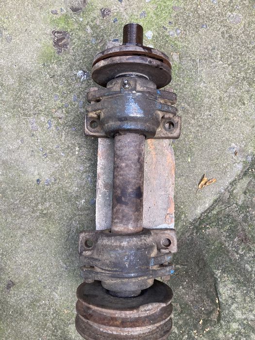 Продаеться вал для циркулярки