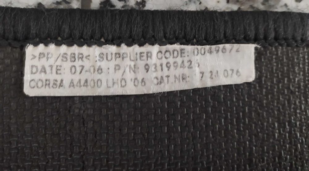 Tapetes traseiros originais, para corsa d  (7/2006 a 8 /2014).
