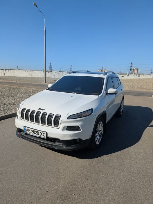 Jeep Cherokee KL 3.2 Limited
