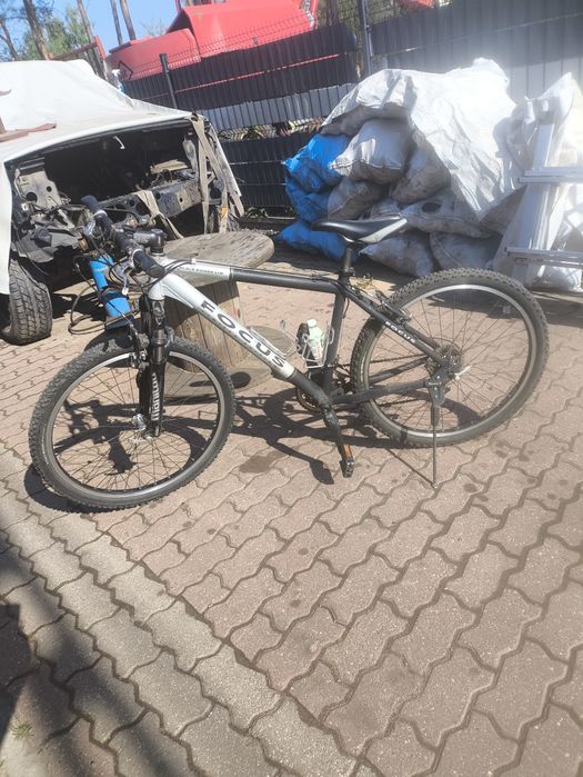 Rower Focus Black raised ltd