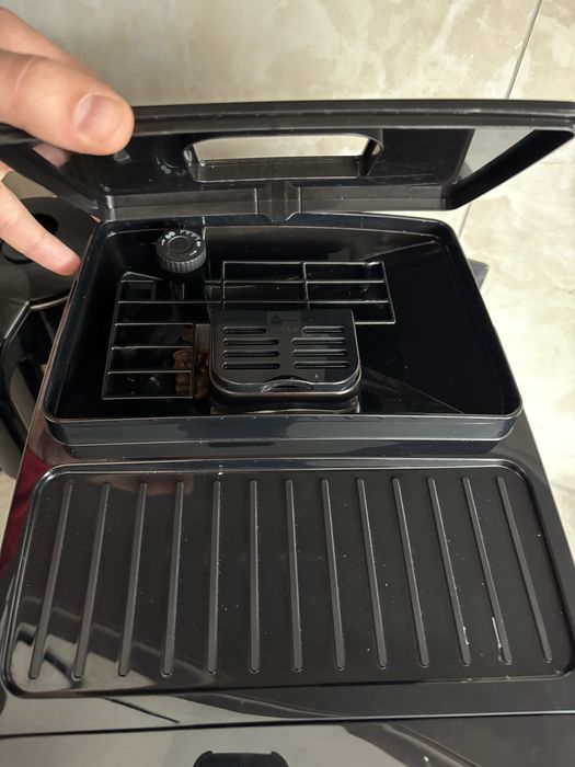 Кавомашина delonghi magnifica start