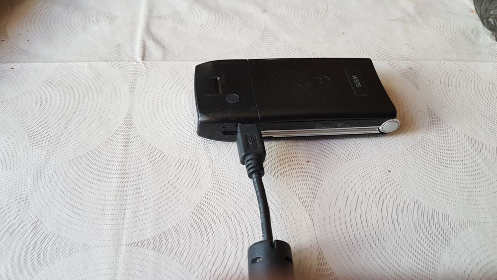 ORG MOTOROLA w375 z radiem,dla seniora,
