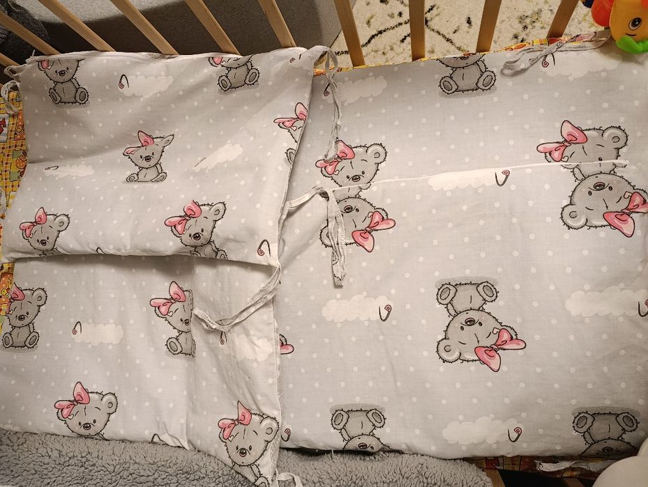 Бортики в кроватку