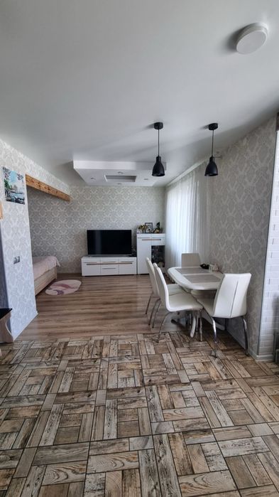 Продам 1 кім. студію  АВТОНОМКА 7/10 цегла вул. Попова