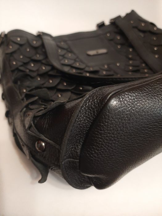 Кожаная женская сумка  DIVENCHY франция