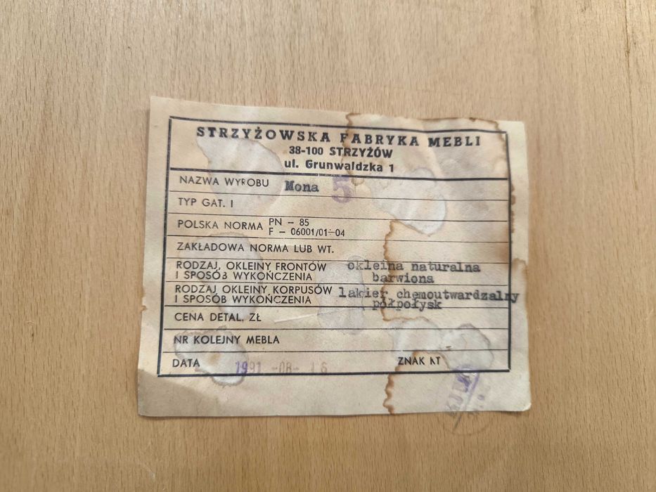 Oddam za darmo 2 komody regały PRL