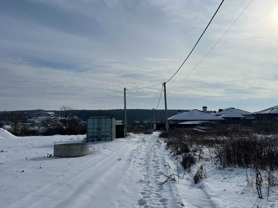 (8) Продам земельну ділянку в Прибузькому 8686