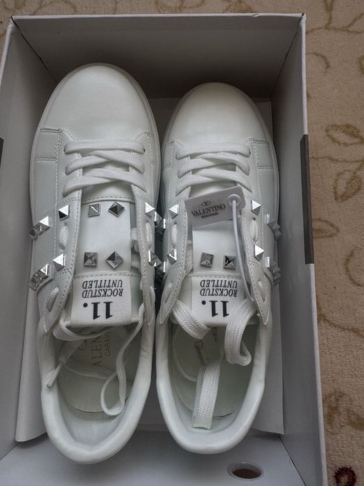 Кросівки Valentino