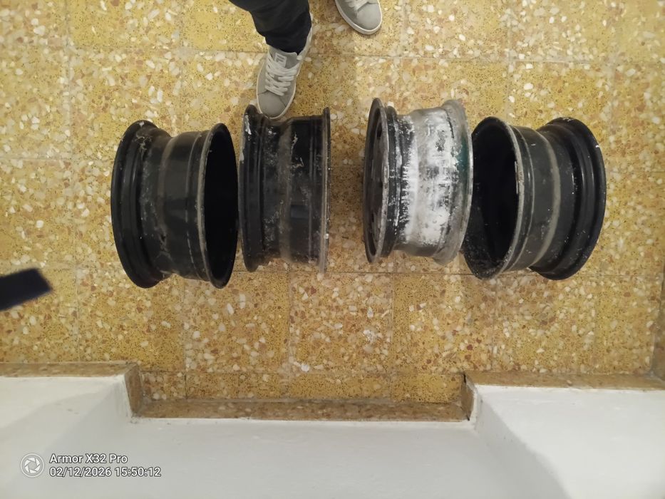 Jante 14 4x100 vendo ou troco por volante omp, sparco, momo