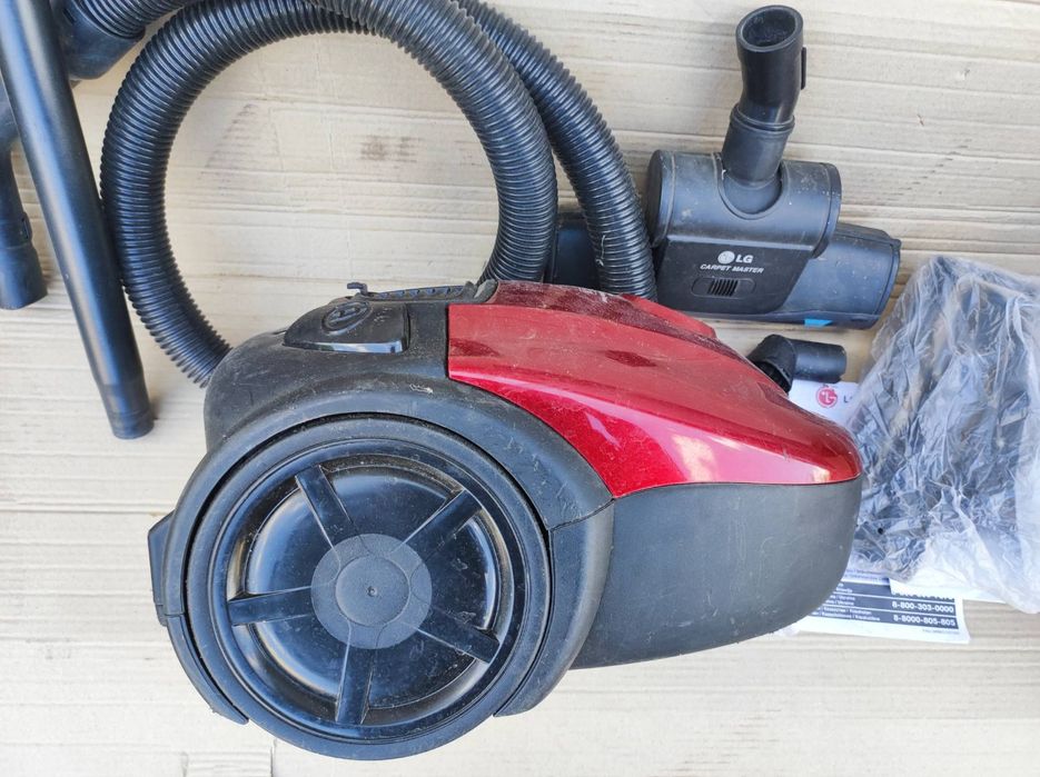 пилосос LG V-C3G51NTU 1500W